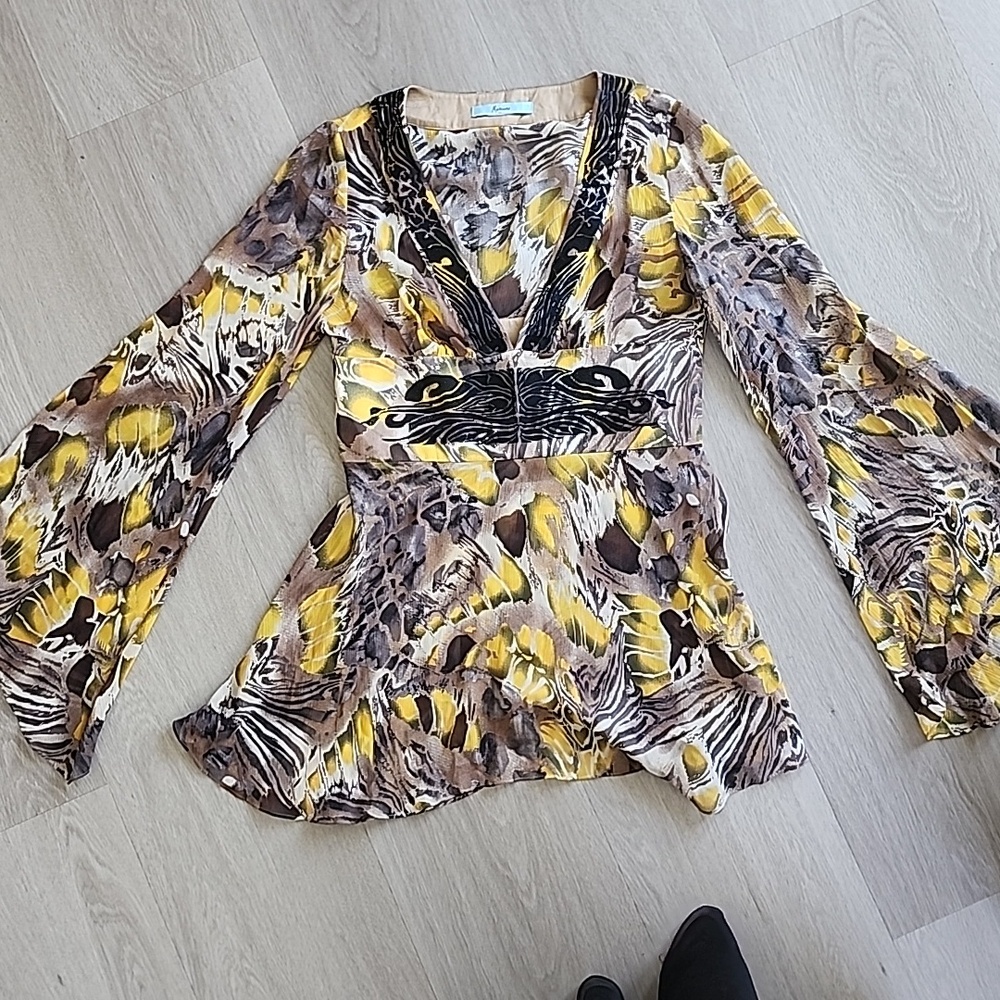 Silk Top Yellow and Black Butterfly Women's Low Cut Size 8 To 10 Top Only